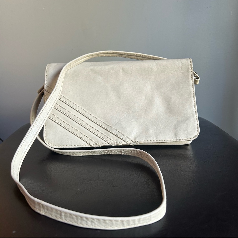 Vintage Cream Colour Leather Shoulder Bag with Detachable Strap
